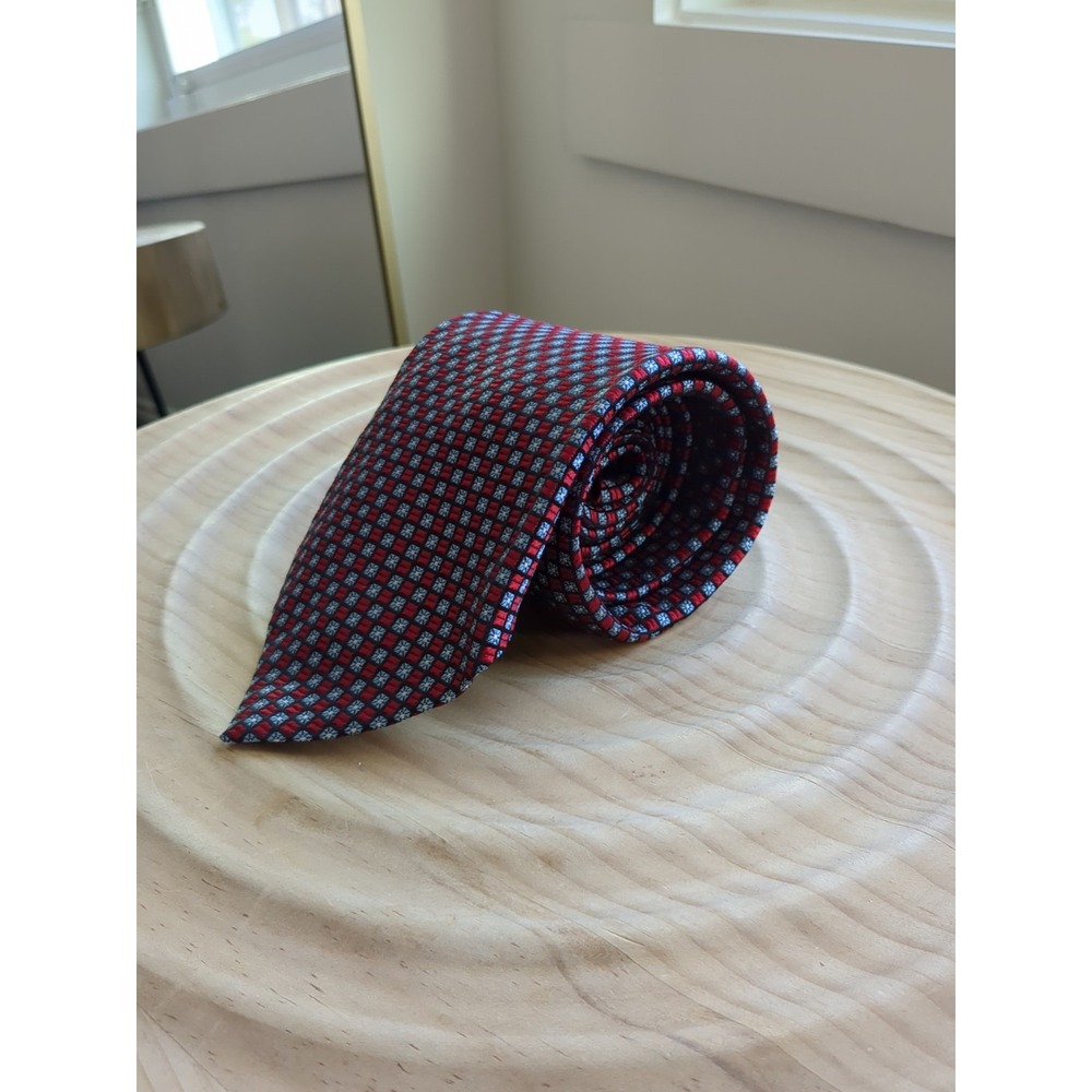 Brooks Brothers Tie 100% Italian Silk Made In USA Red Patterned Geometric‎